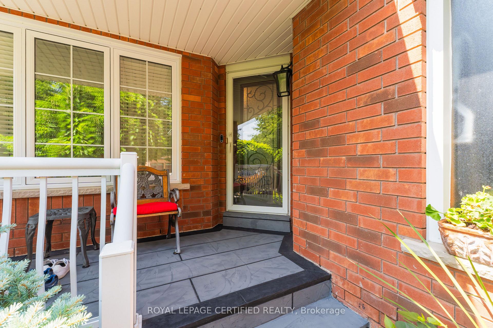 Photo 4 of 84 Softneedle Avenue, Brampton, Sandringham-Wellington — HOMEH