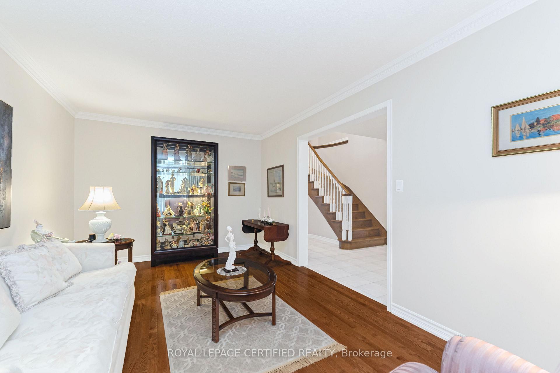 Photo 8 of 84 Softneedle Avenue, Brampton, Sandringham-Wellington — HOMEH