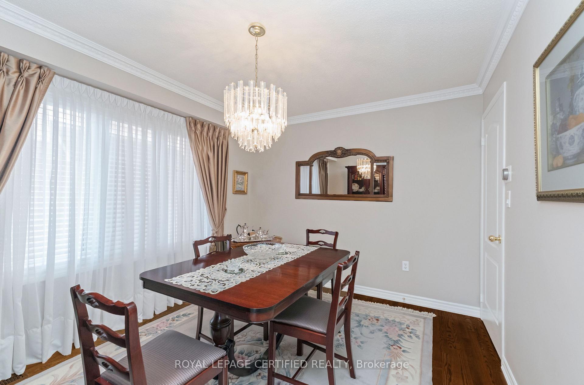 Photo 10 of 84 Softneedle Avenue, Brampton, Sandringham-Wellington — HOMEH