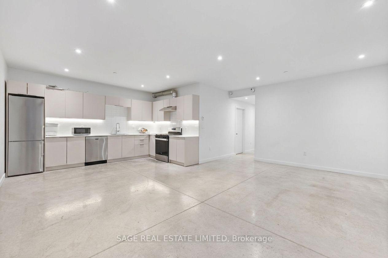 Photo 4 of Unit Lower, 182 Cameron Avenue, Toronto, Keelesdale-Eglinton West — HOMEH