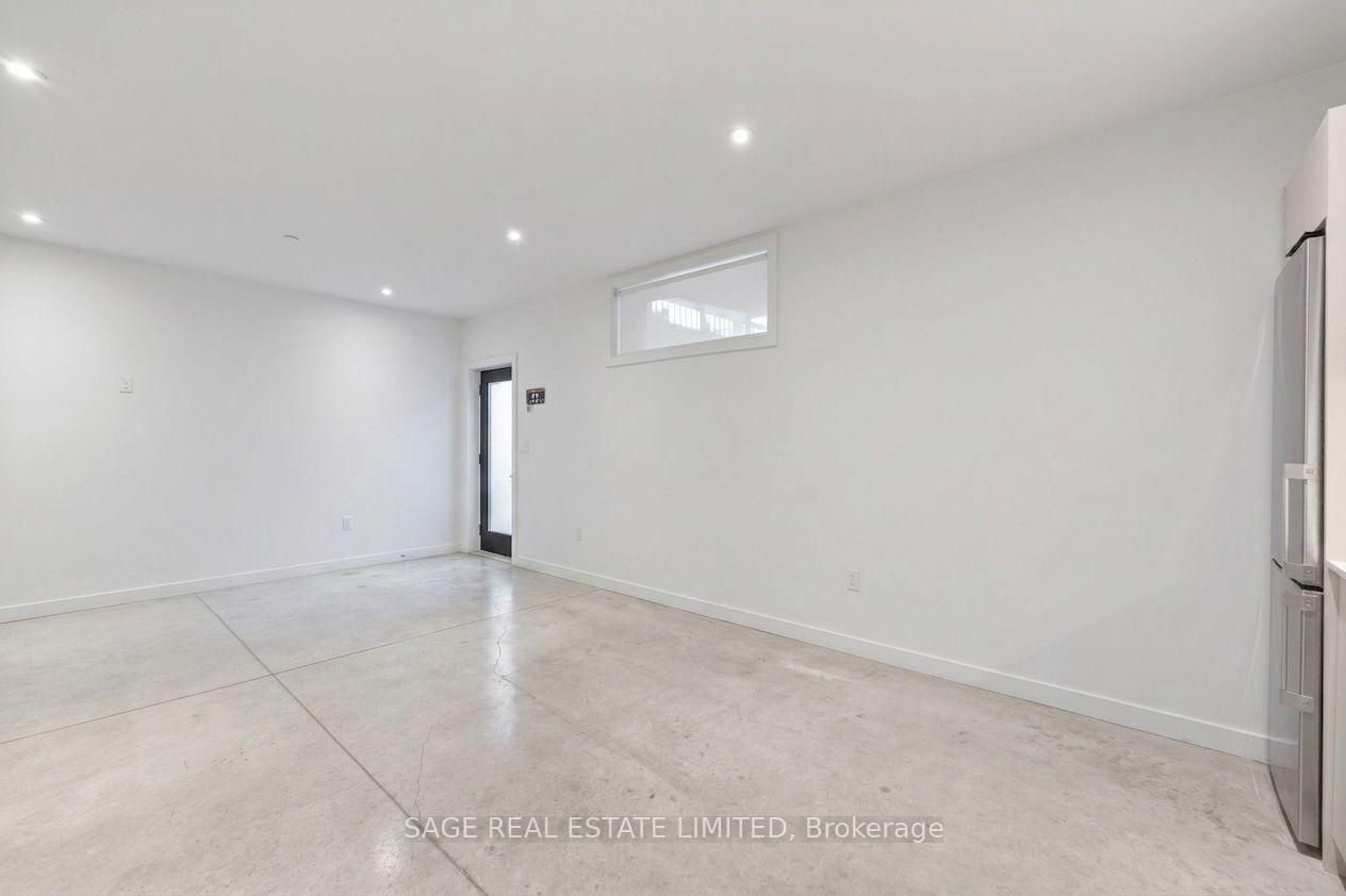 Photo 7 of Unit Lower, 182 Cameron Avenue, Toronto, Keelesdale-Eglinton West — HOMEH