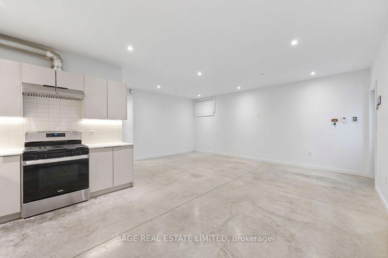 Photo 8 of Unit Lower, 182 Cameron Avenue, Toronto, Keelesdale-Eglinton West — HOMEH