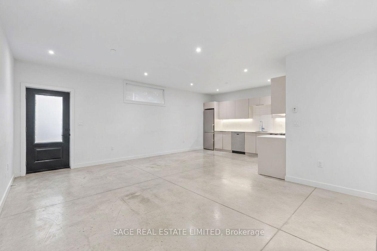Photo 9 of Unit Lower, 182 Cameron Avenue, Toronto, Keelesdale-Eglinton West — HOMEH