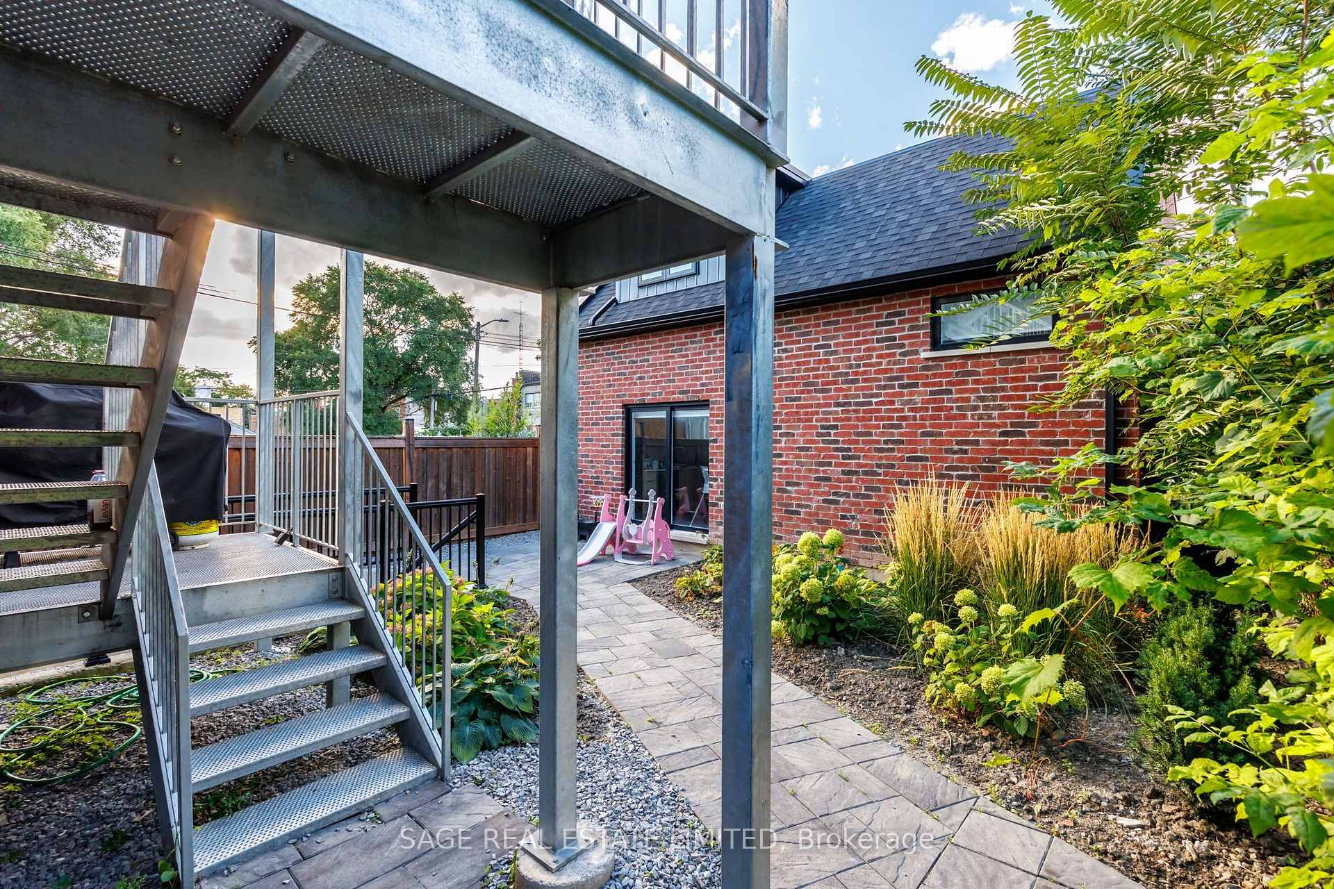 Photo 23 of Unit Lower, 182 Cameron Avenue, Toronto, Keelesdale-Eglinton West — HOMEH