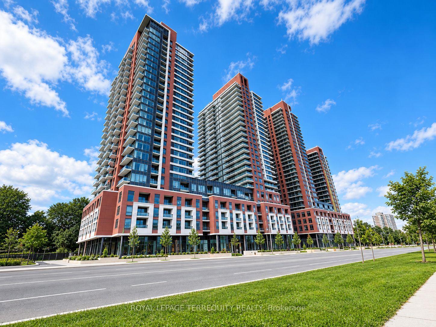 Front of Unit 1015, 4010 Eglinton Avenue W
