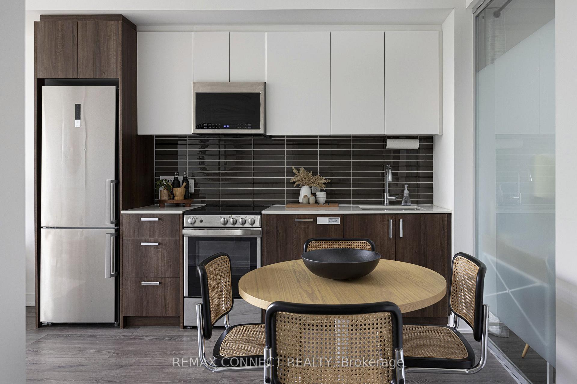 Photo 10 of Unit 321, 1787 St Clair Avenue W, Toronto, Weston-Pellam Park — HOMEH