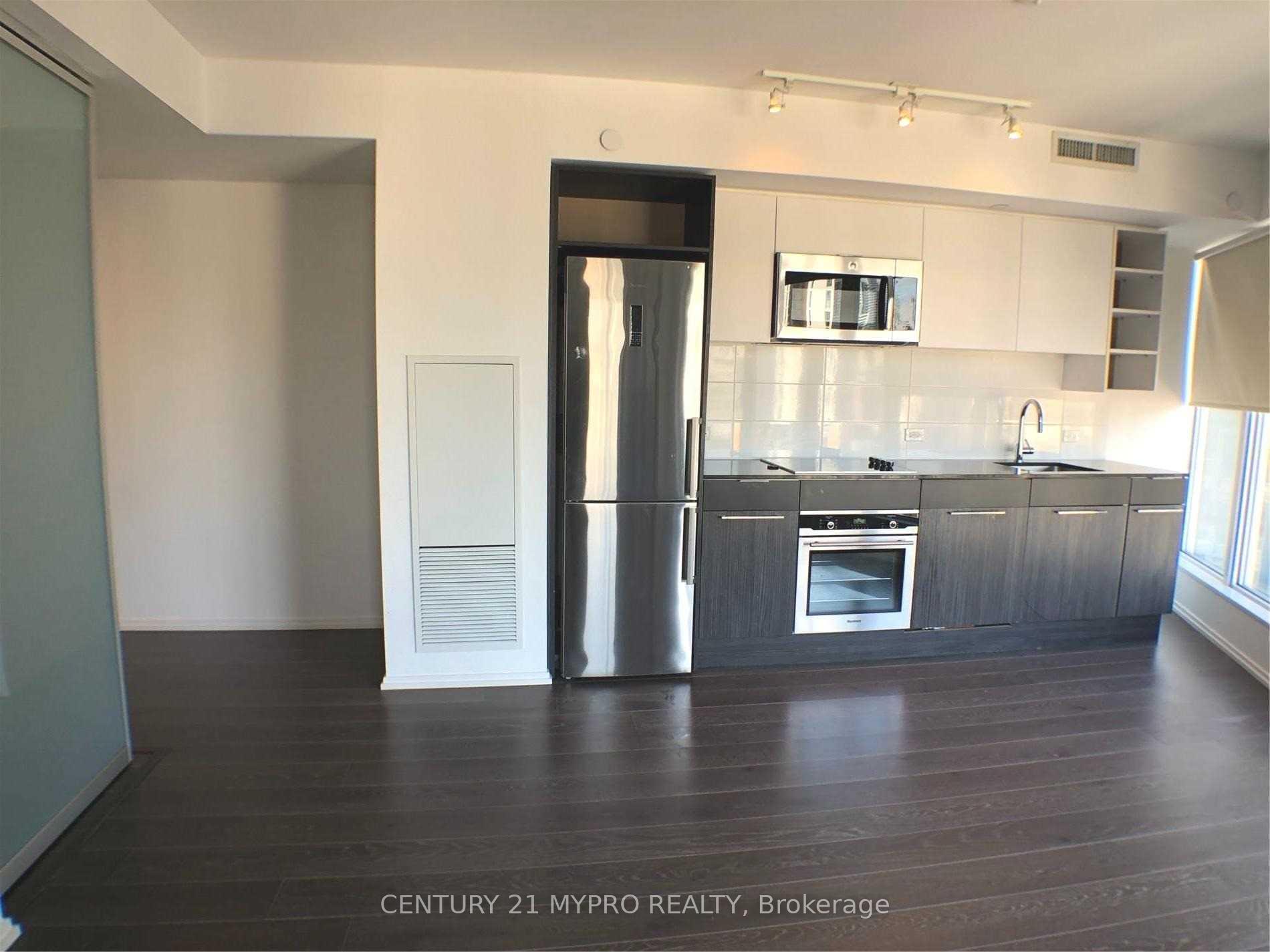 Front of Unit 2208, 68 Shuter Street