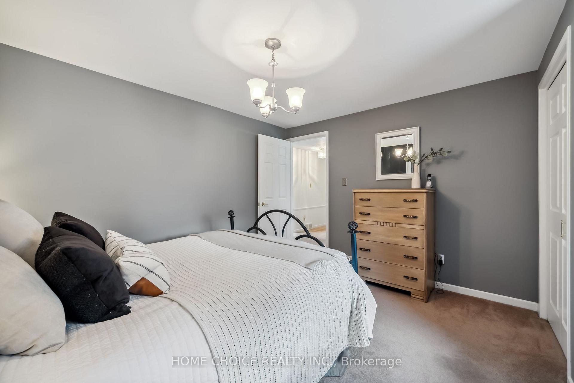 Photo 33 of 1206 Northgate Crescent, Oshawa, Centennial — HOMEH