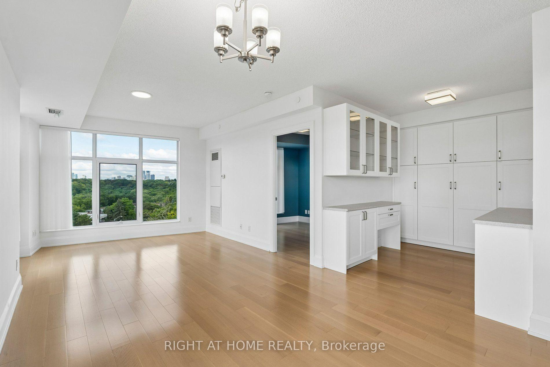 Photo 2 of Unit 717, 2 Old Mill Drive, Toronto, High Park-Swansea — HOMEH