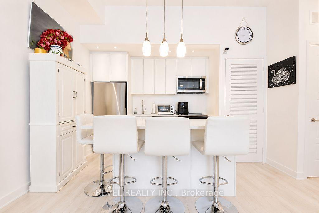 Photo 13 of Unit 142, 331 Broward Way, Innisfil, Rural Innisfil — HOMEH