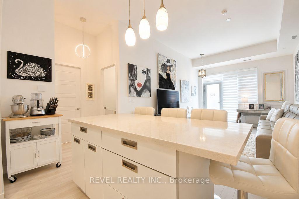 Photo 14 of Unit 142, 331 Broward Way, Innisfil, Rural Innisfil — HOMEH