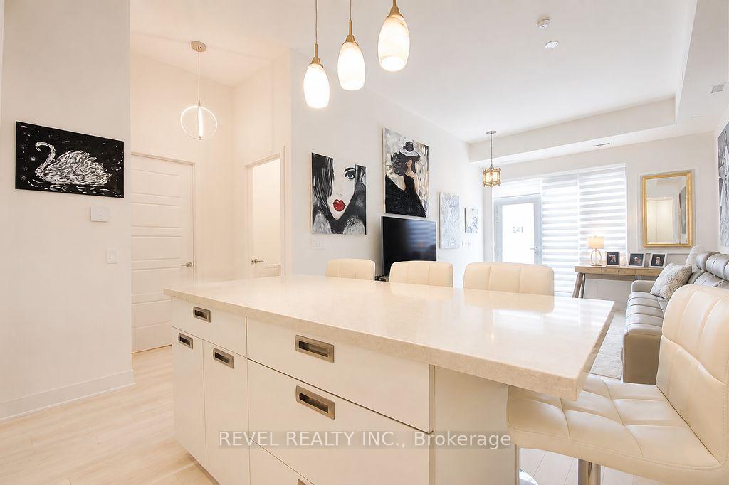 Photo 17 of Unit 142, 331 Broward Way, Innisfil, Rural Innisfil — HOMEH