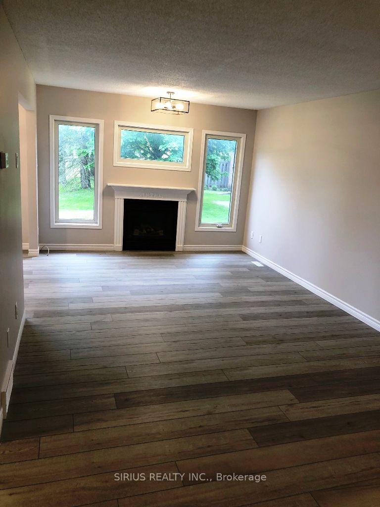 Photo 7 of Unit 54, 601 Grenfell Drive, London, North C — HOMEH