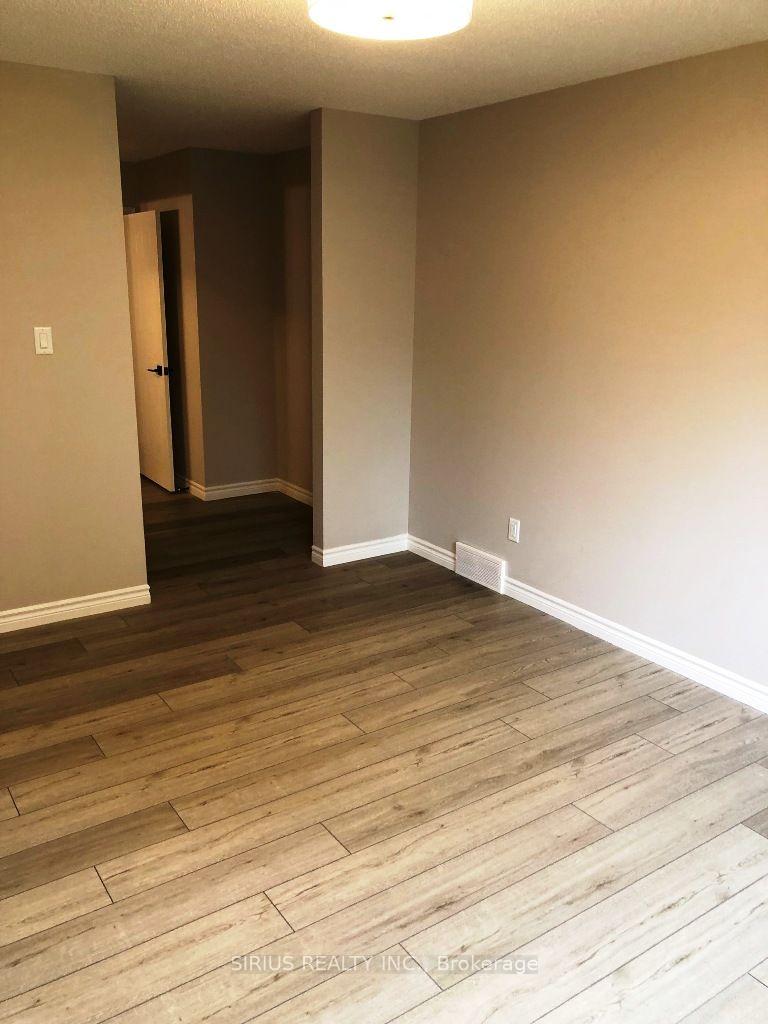Photo 16 of Unit 54, 601 Grenfell Drive, London, North C — HOMEH