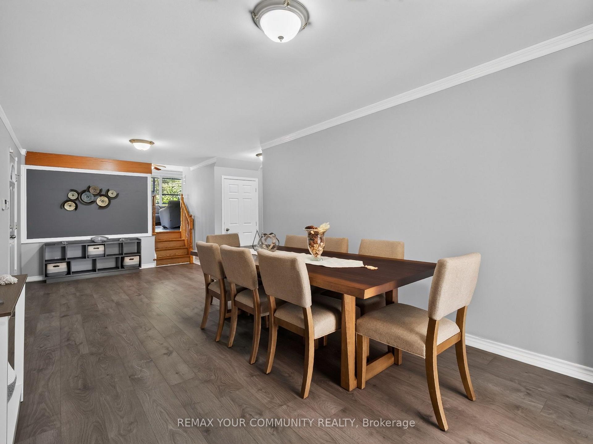 Photo 15 of 36 Crossbow Crescent, North York, Pleasant View — HOMEH
