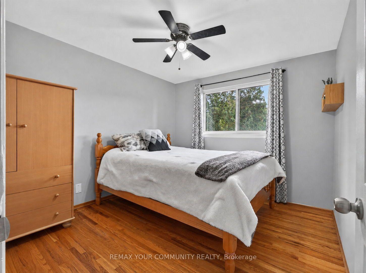 Photo 31 of 36 Crossbow Crescent, North York, Pleasant View — HOMEH
