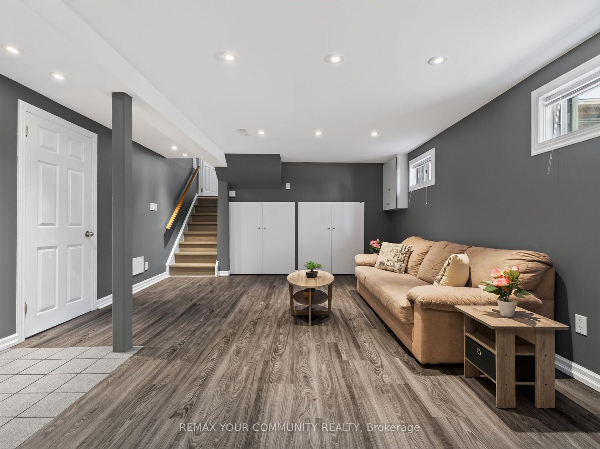 Photo 49 of 36 Crossbow Crescent, North York, Pleasant View — HOMEH