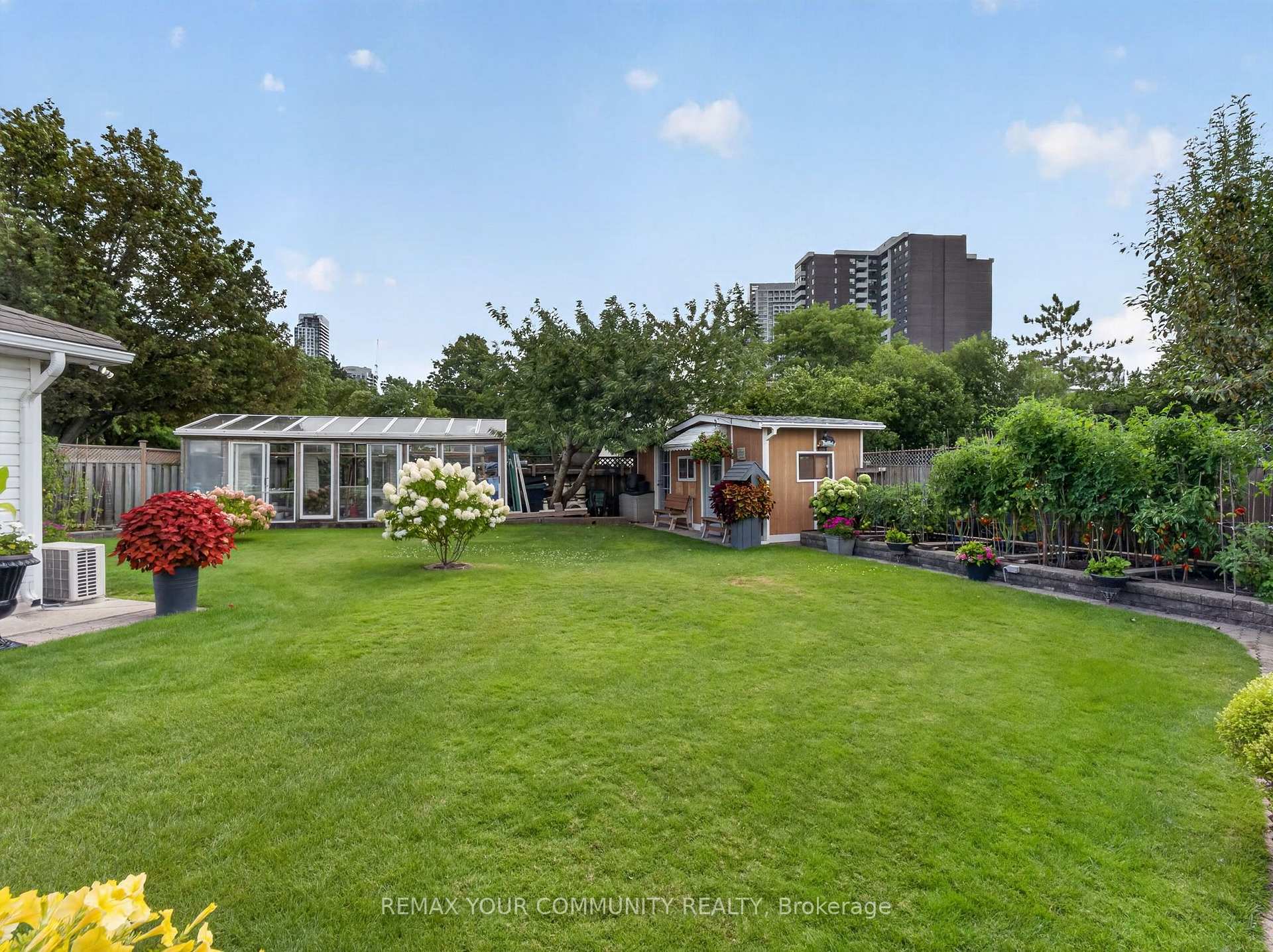 Photo 71 of 36 Crossbow Crescent, North York, Pleasant View — HOMEH