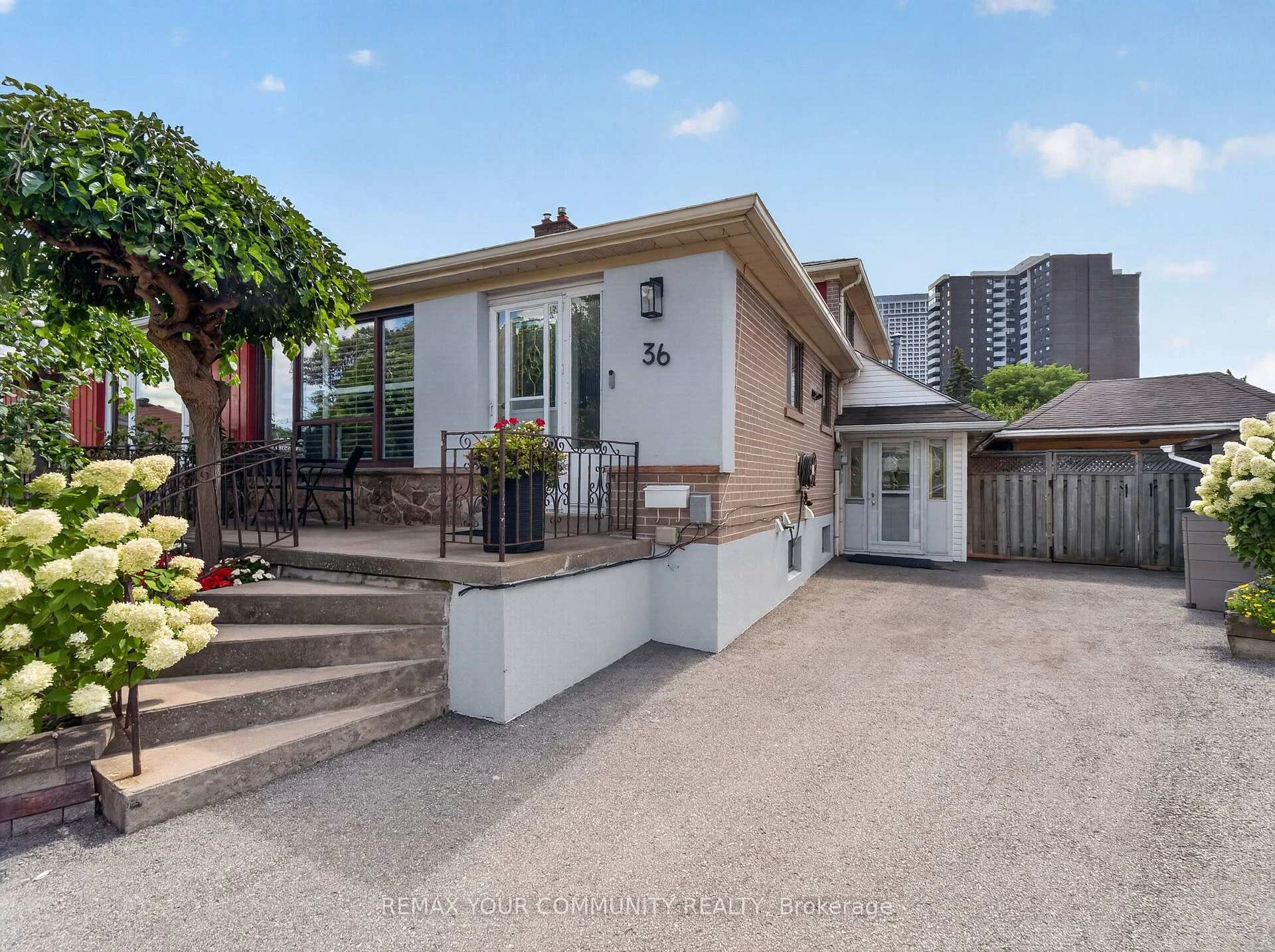 Photo 60 of 36 Crossbow Crescent, North York, Pleasant View — HOMEH