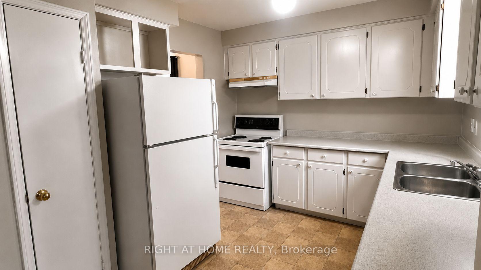 Photo 6 of 569 Hayward Crescent, Milton, Timberlea — HOMEH