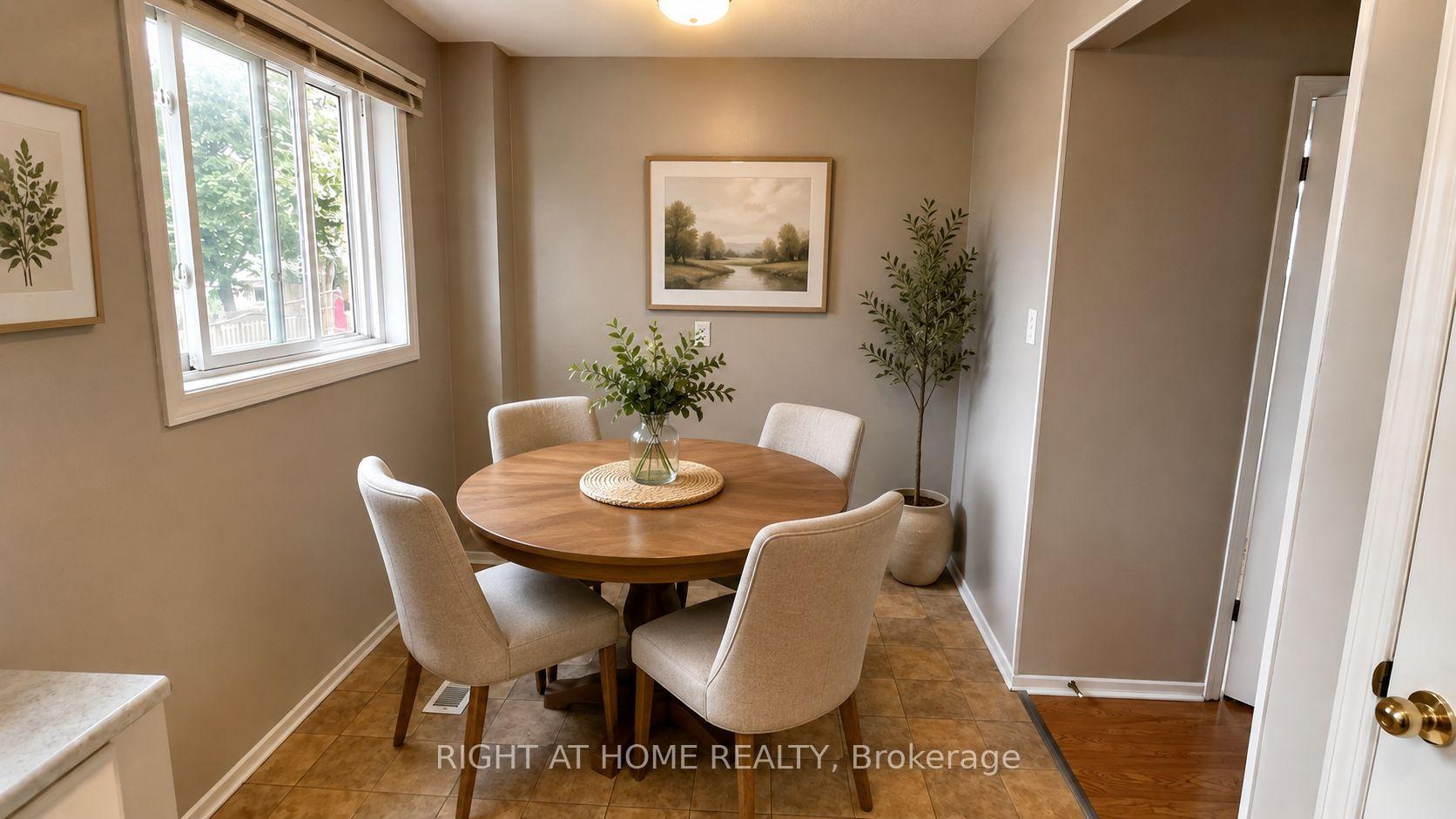 Photo 8 of 569 Hayward Crescent, Milton, Timberlea — HOMEH