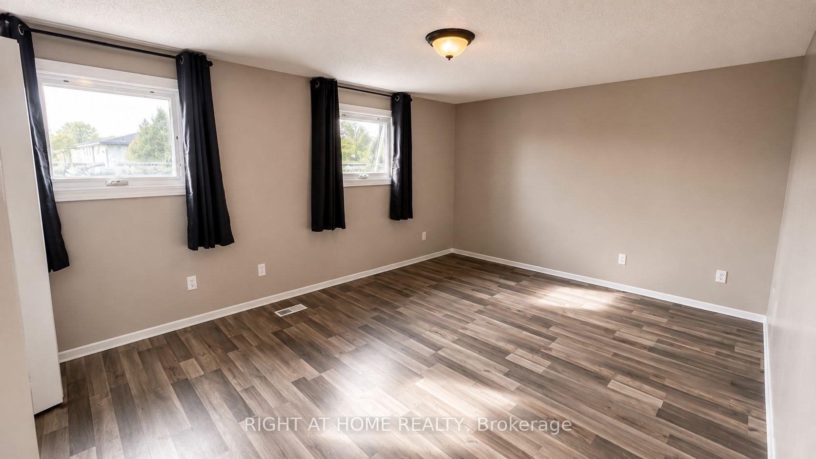 Photo 9 of 569 Hayward Crescent, Milton, Timberlea — HOMEH