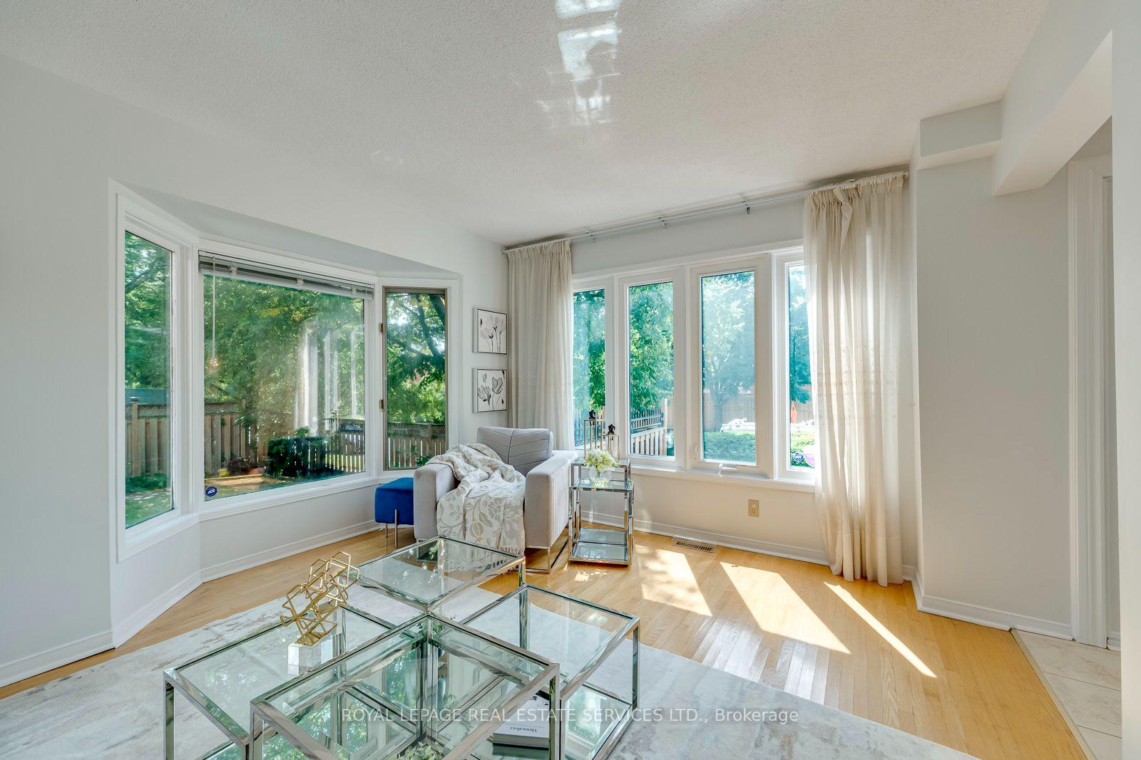 Photo 7 of 2101 Galena Crescent, Oakville, Wedgewood Creek — HOMEH