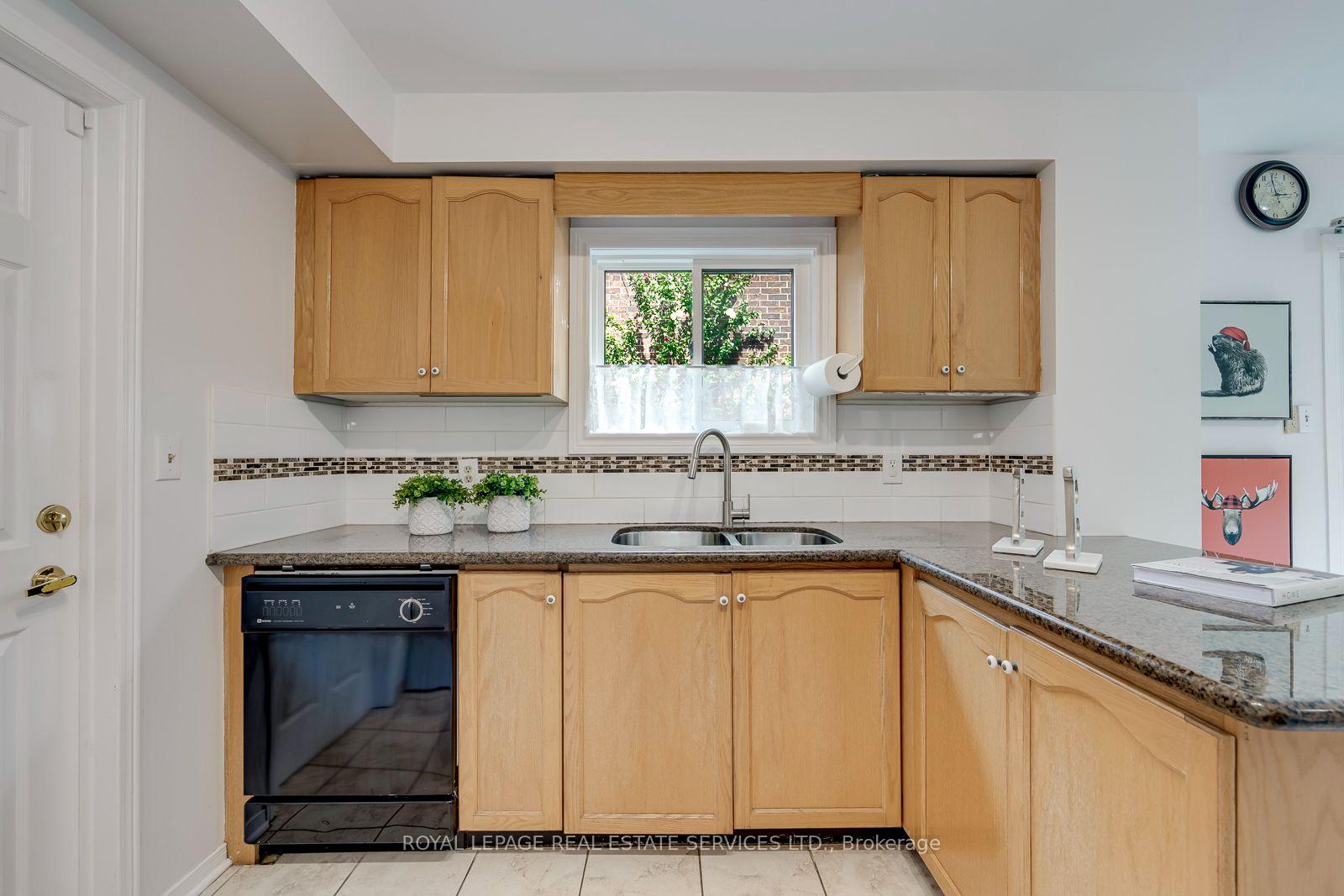 Photo 20 of 2101 Galena Crescent, Oakville, Wedgewood Creek — HOMEH