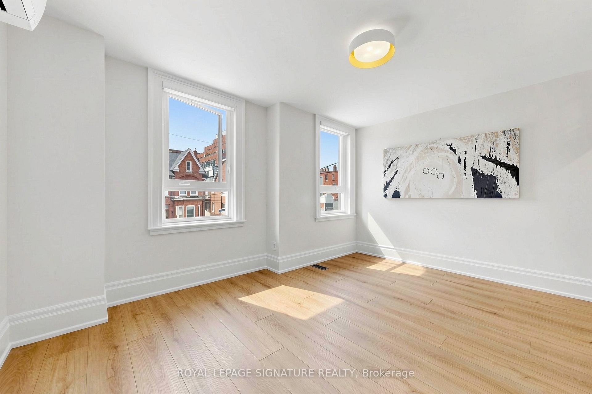 Photo 6 of Unit Upper, 363 Euclid Avenue, Toronto, Trinity-Bellwoods — HOMEH
