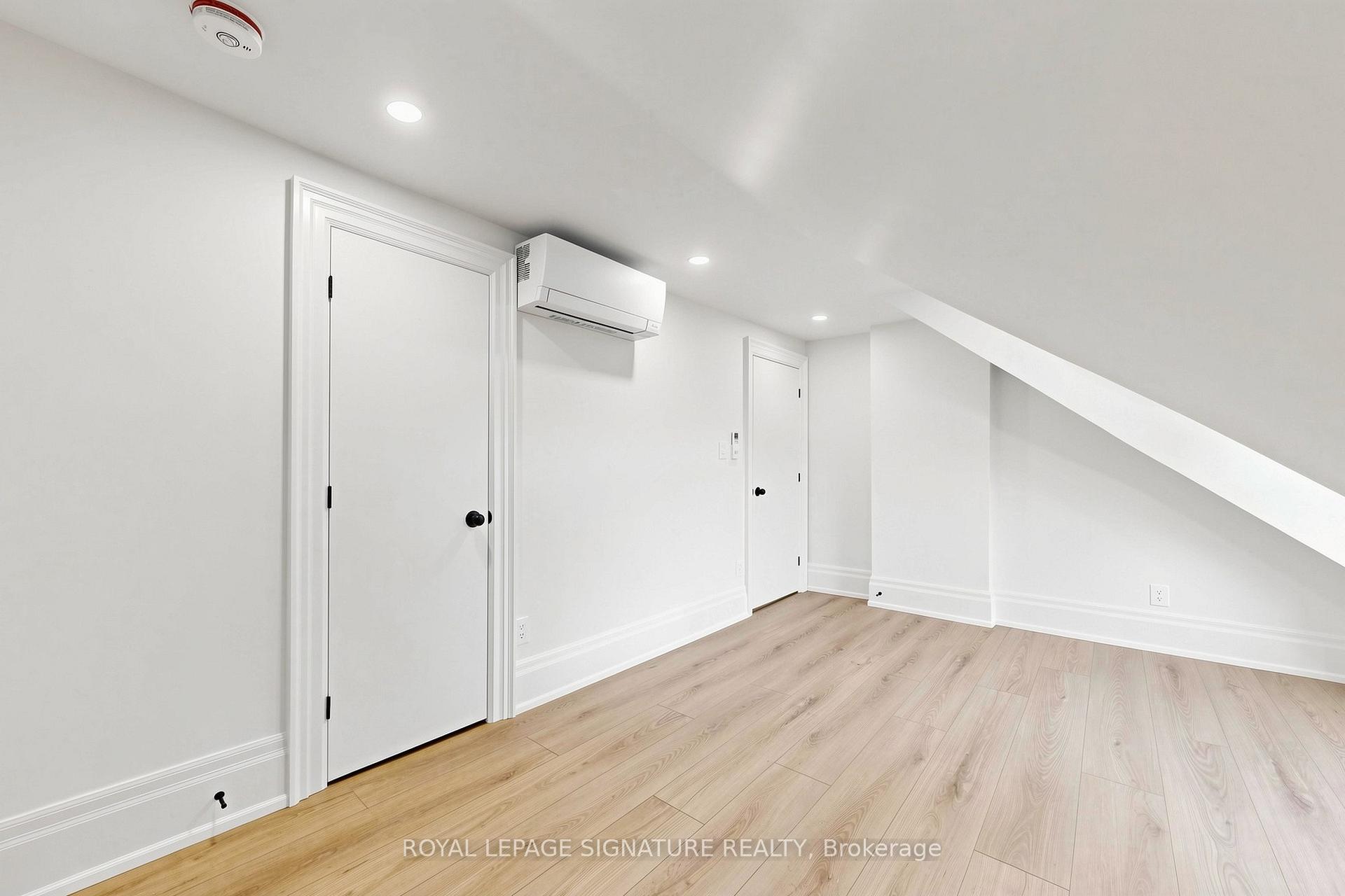 Photo 14 of Unit Upper, 363 Euclid Avenue, Toronto, Trinity-Bellwoods — HOMEH