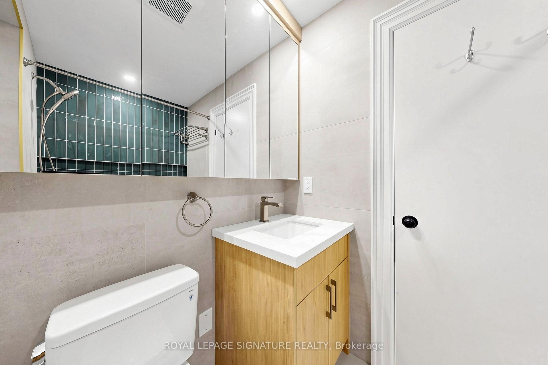 Photo 20 of Unit Upper, 363 Euclid Avenue, Toronto, Trinity-Bellwoods — HOMEH