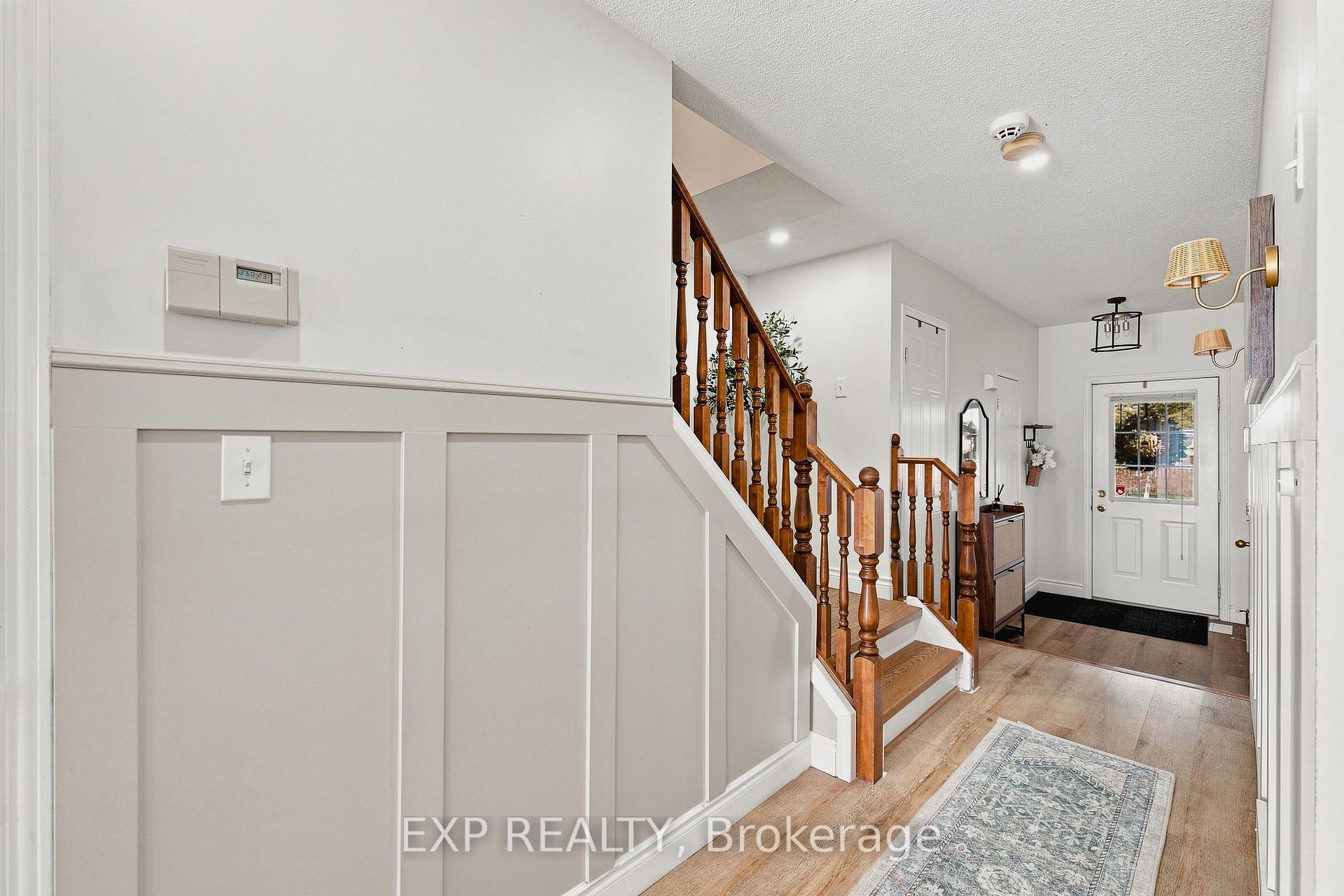 Photo 14 of 116 Henhoeffer Crescent, Kitchener, Larentian West — HOMEH