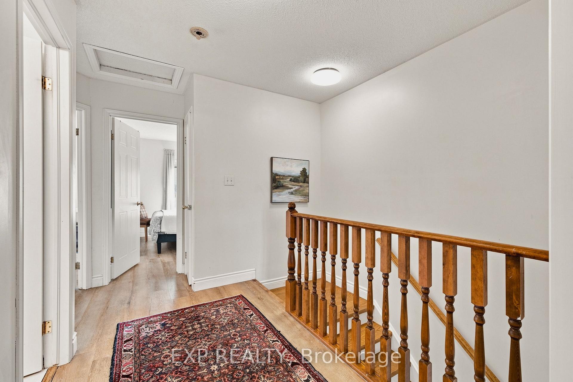 Photo 16 of 116 Henhoeffer Crescent, Kitchener, Larentian West — HOMEH