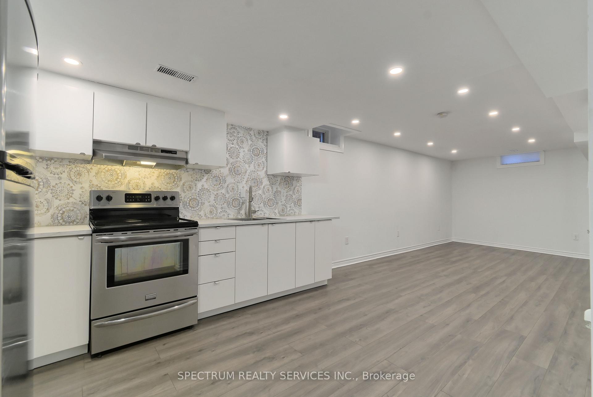 Photo 5 of Unit Bsmt, 22 Lanterna Crescent, Vaughan, Elder Mills — HOMEH