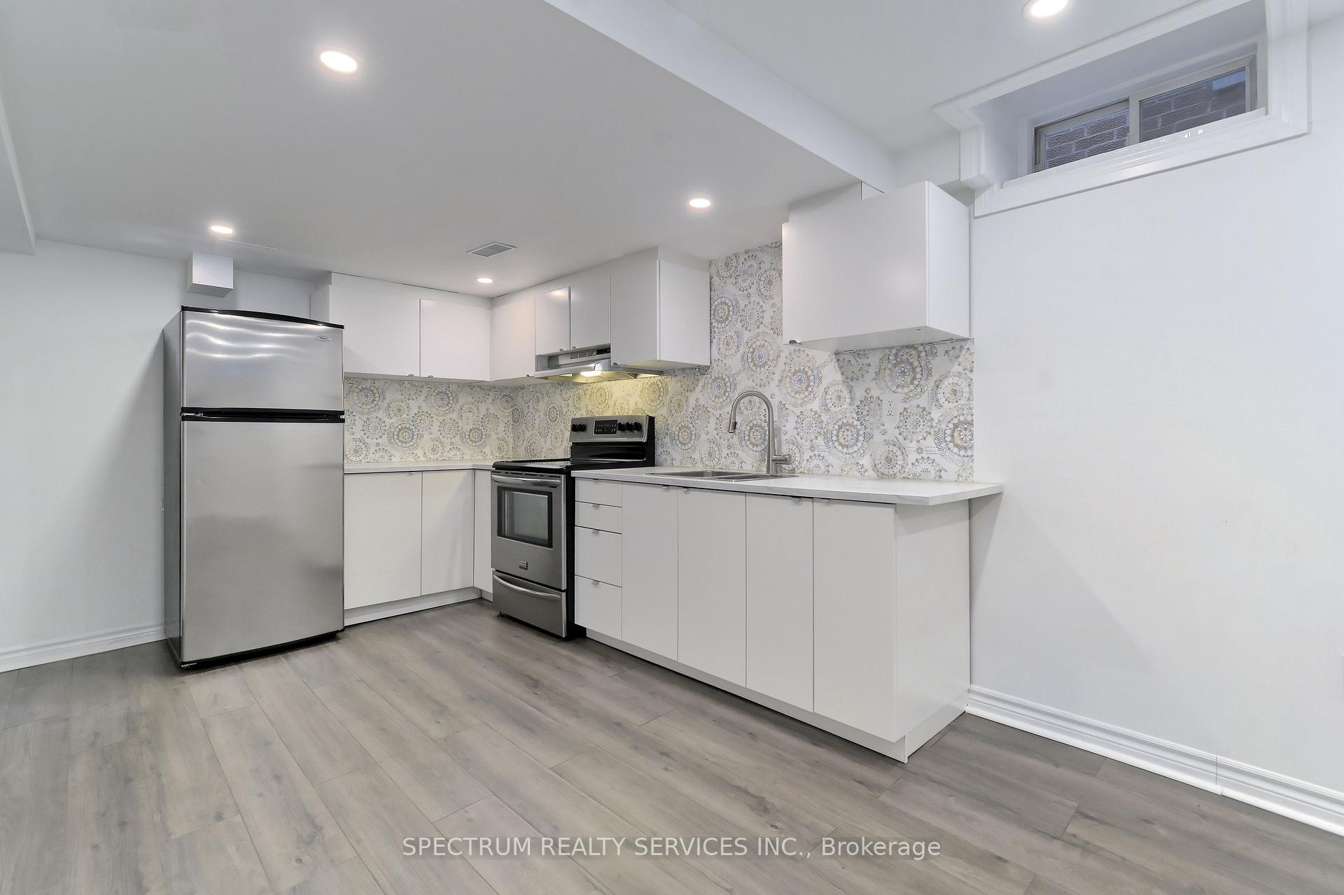Photo 7 of Unit Bsmt, 22 Lanterna Crescent, Vaughan, Elder Mills — HOMEH
