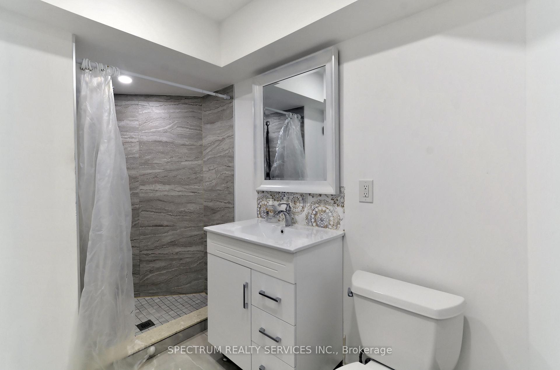 Photo 10 of Unit Bsmt, 22 Lanterna Crescent, Vaughan, Elder Mills — HOMEH