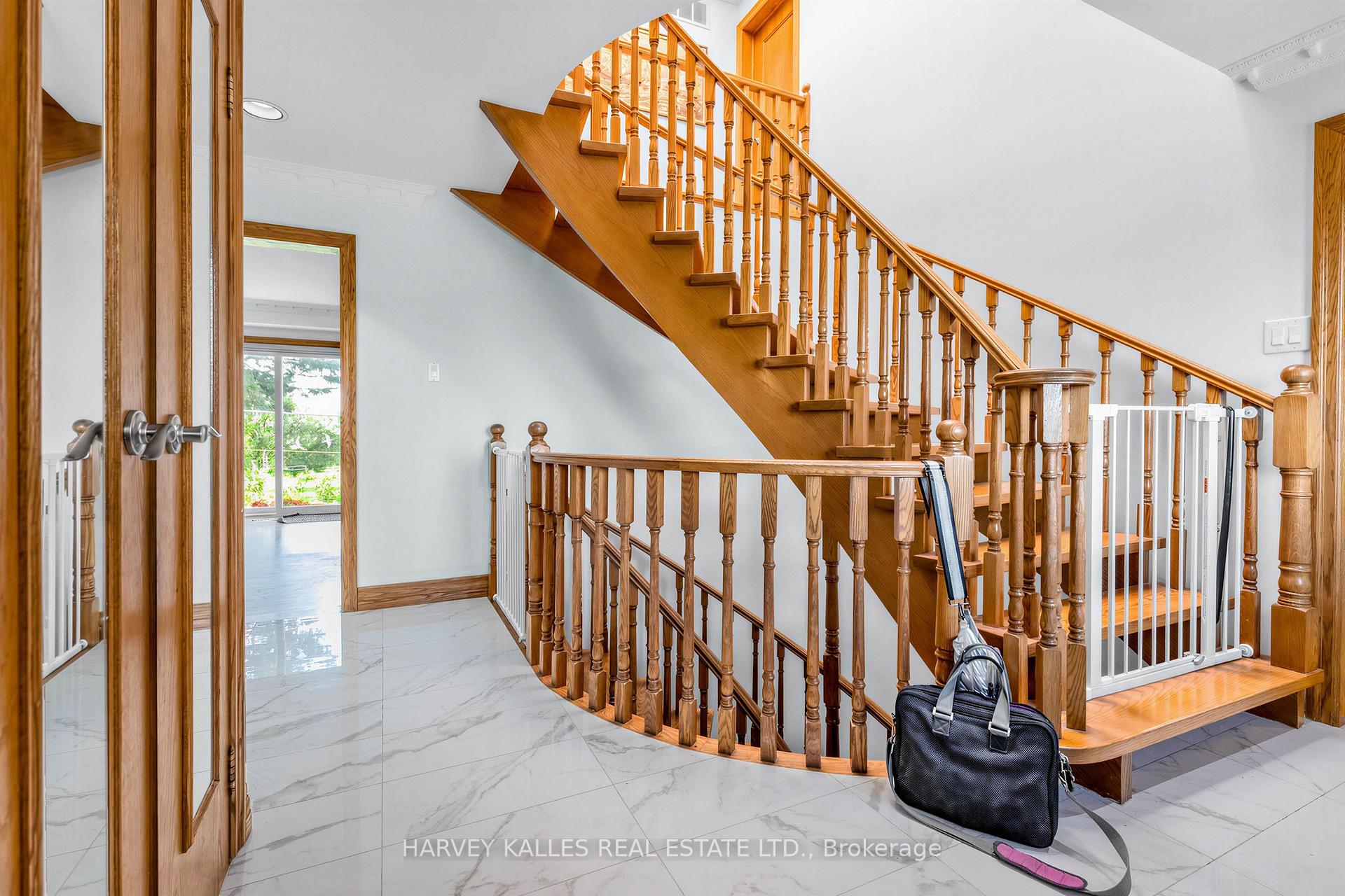Photo 5 of 5640 Fifth Line, Milton, Rural Trafalgar — HOMEH