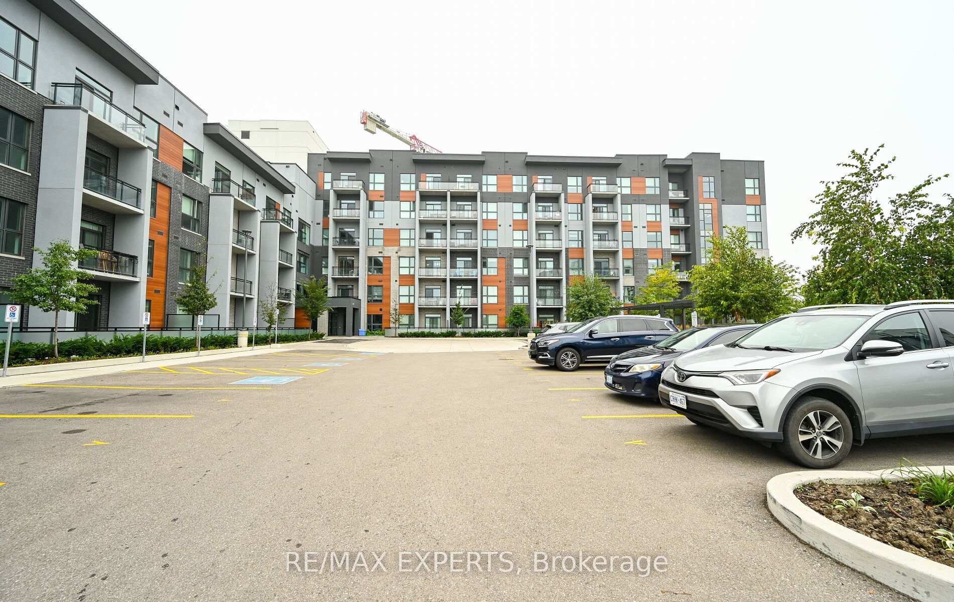 Front of Unit 211, 95 Dundas Street W