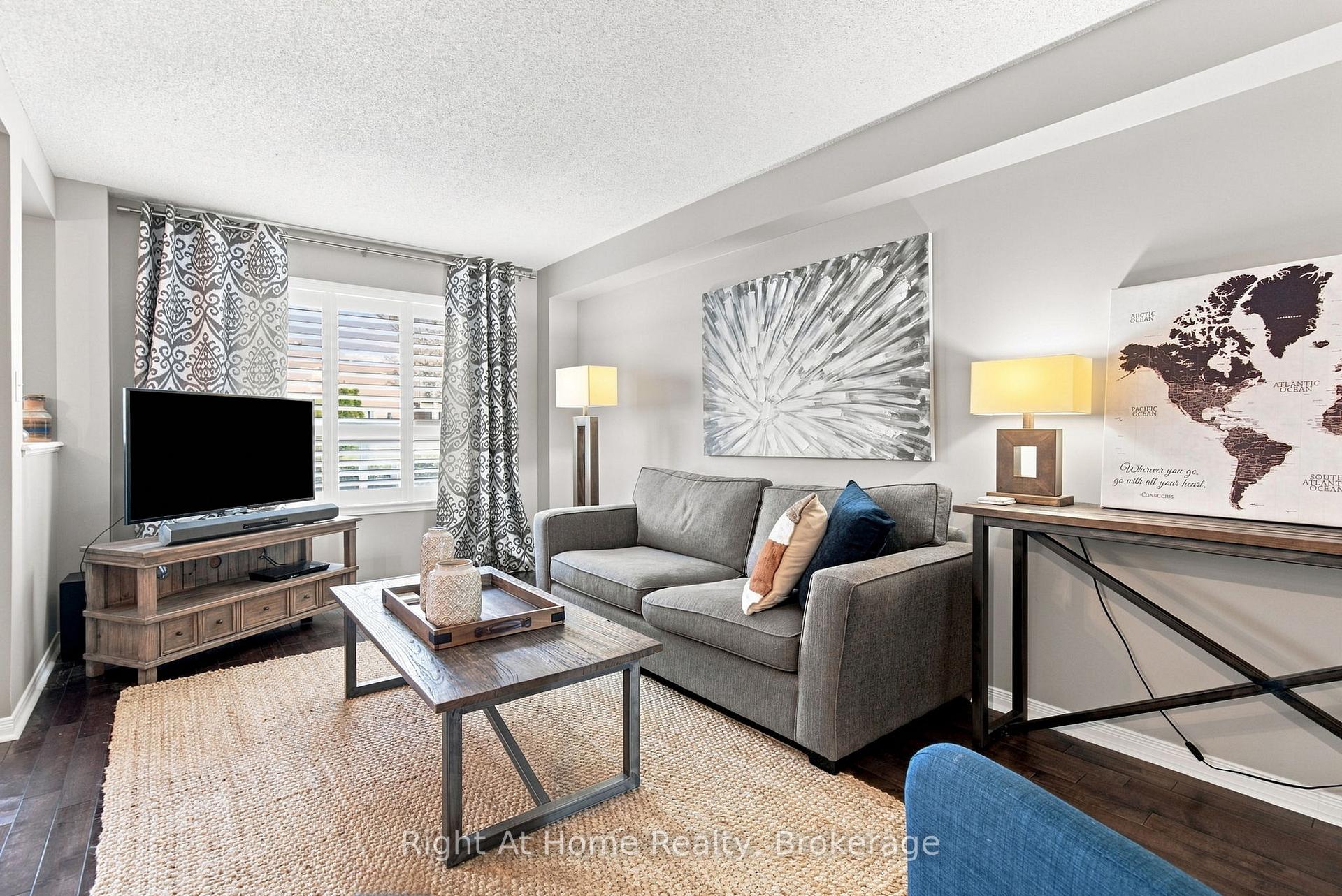Photo 5 of Unit 46, 460 Woodmount Drive, Oshawa, Samac — HOMEH