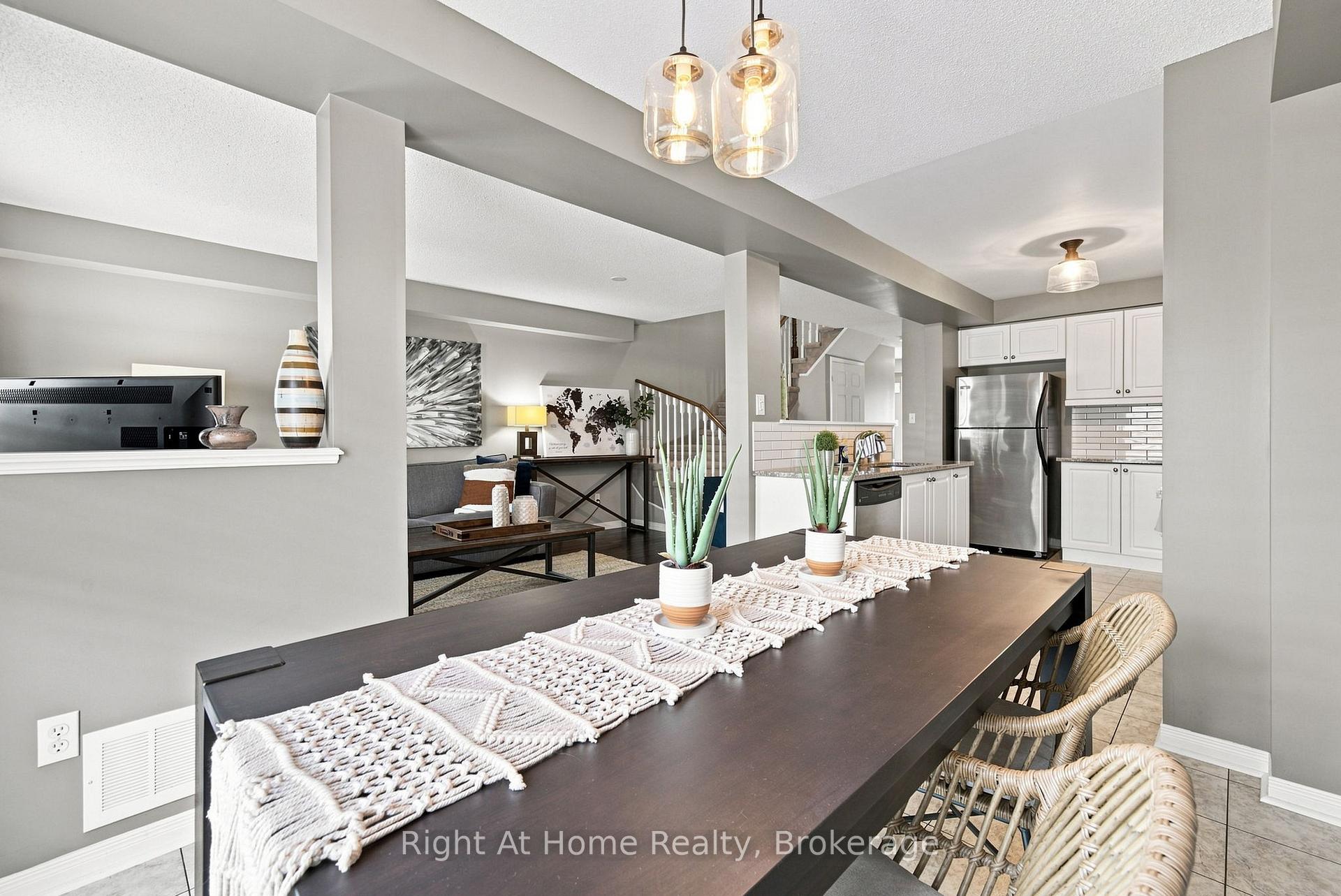 Photo 13 of Unit 46, 460 Woodmount Drive, Oshawa, Samac — HOMEH