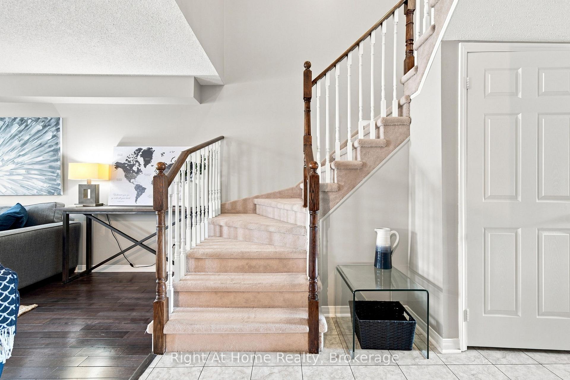 Photo 15 of Unit 46, 460 Woodmount Drive, Oshawa, Samac — HOMEH