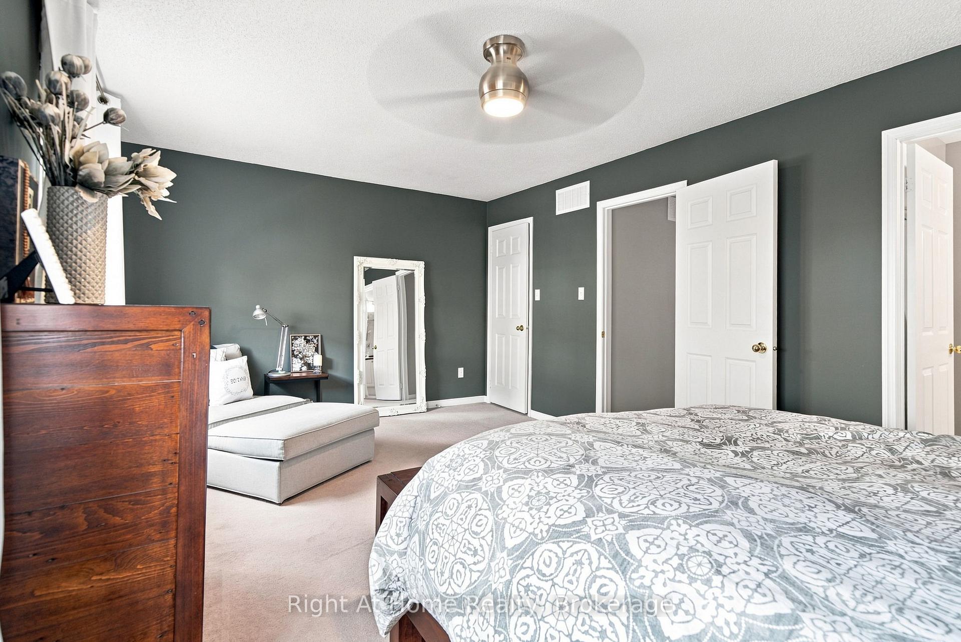 Photo 21 of Unit 46, 460 Woodmount Drive, Oshawa, Samac — HOMEH