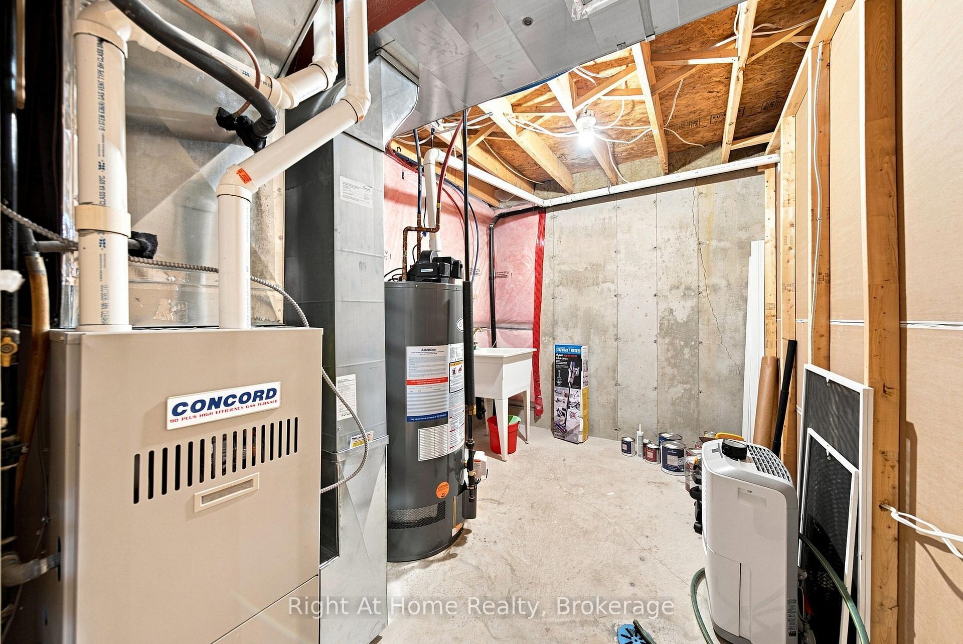 Photo 28 of Unit 46, 460 Woodmount Drive, Oshawa, Samac — HOMEH