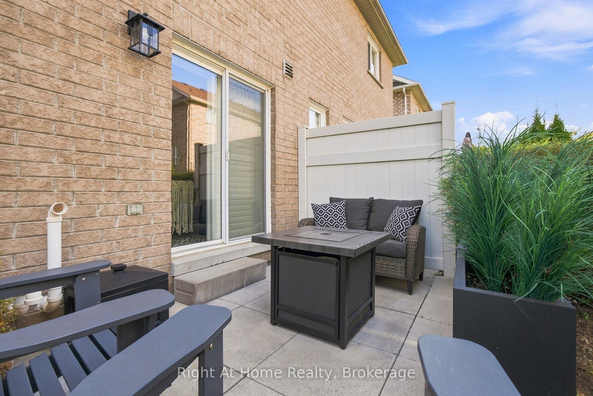 Photo 34 of Unit 46, 460 Woodmount Drive, Oshawa, Samac — HOMEH