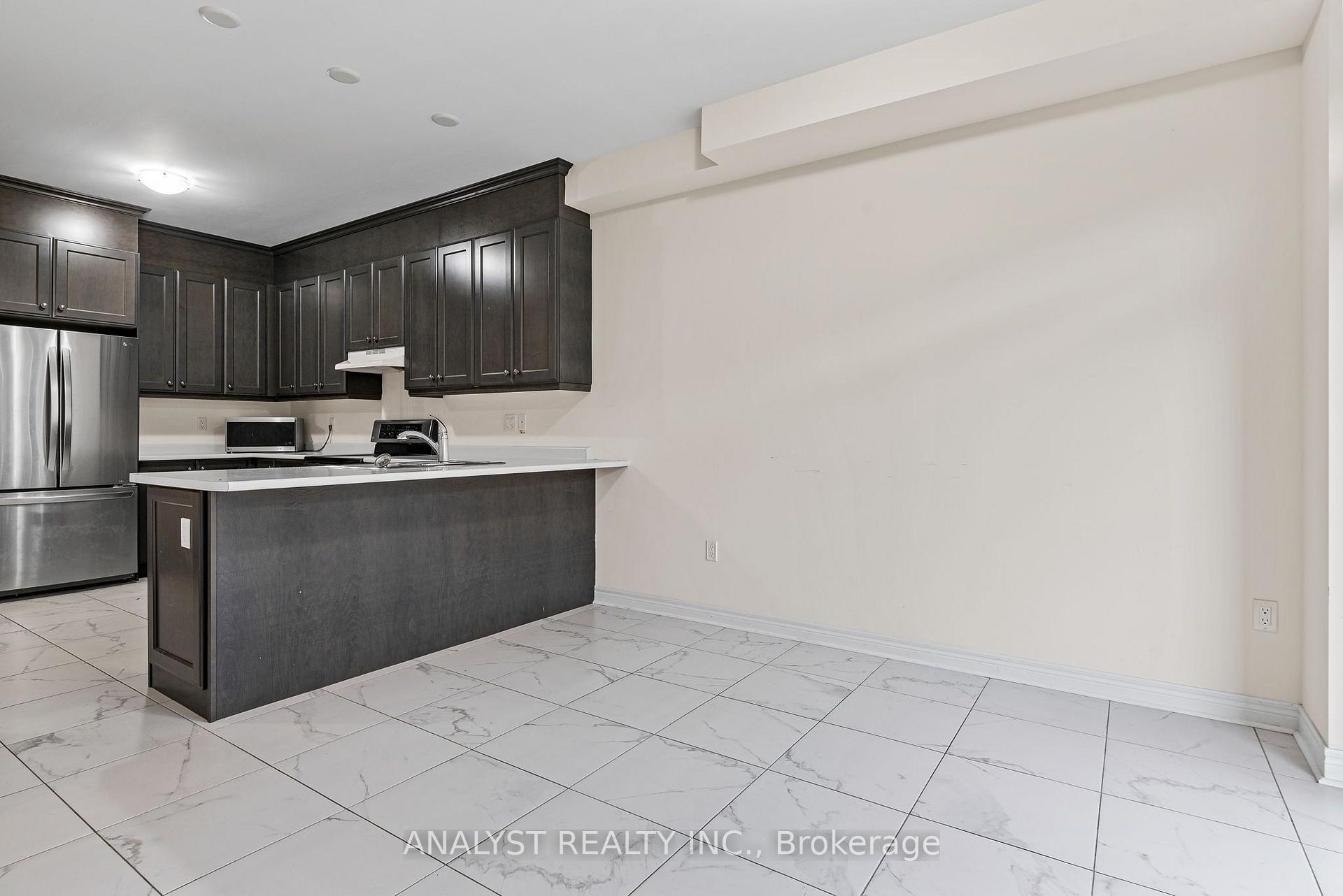 Photo 5 of 1461 Tomkins Road, Innisfil, Alcona — HOMEH