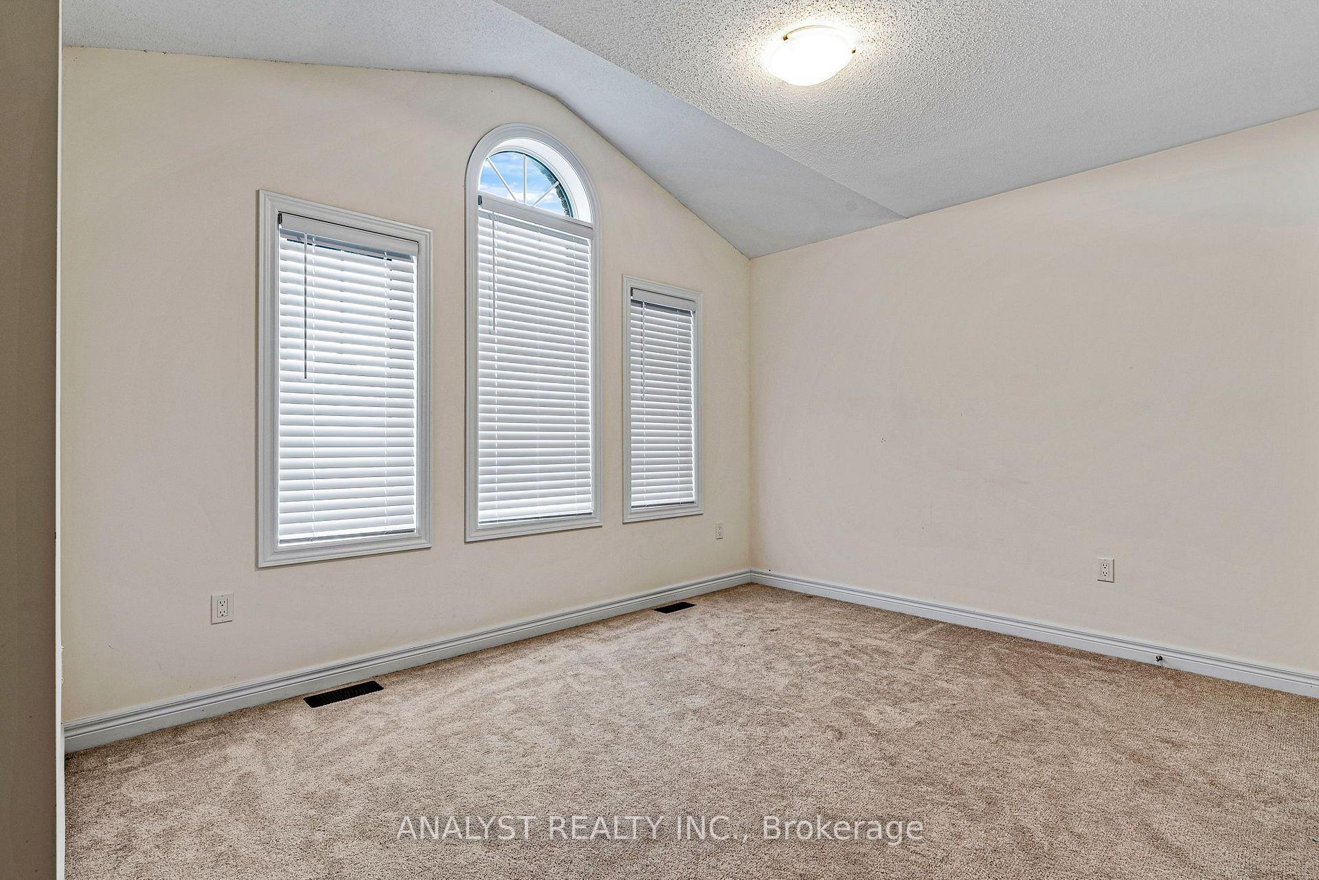 Photo 11 of 1461 Tomkins Road, Innisfil, Alcona — HOMEH