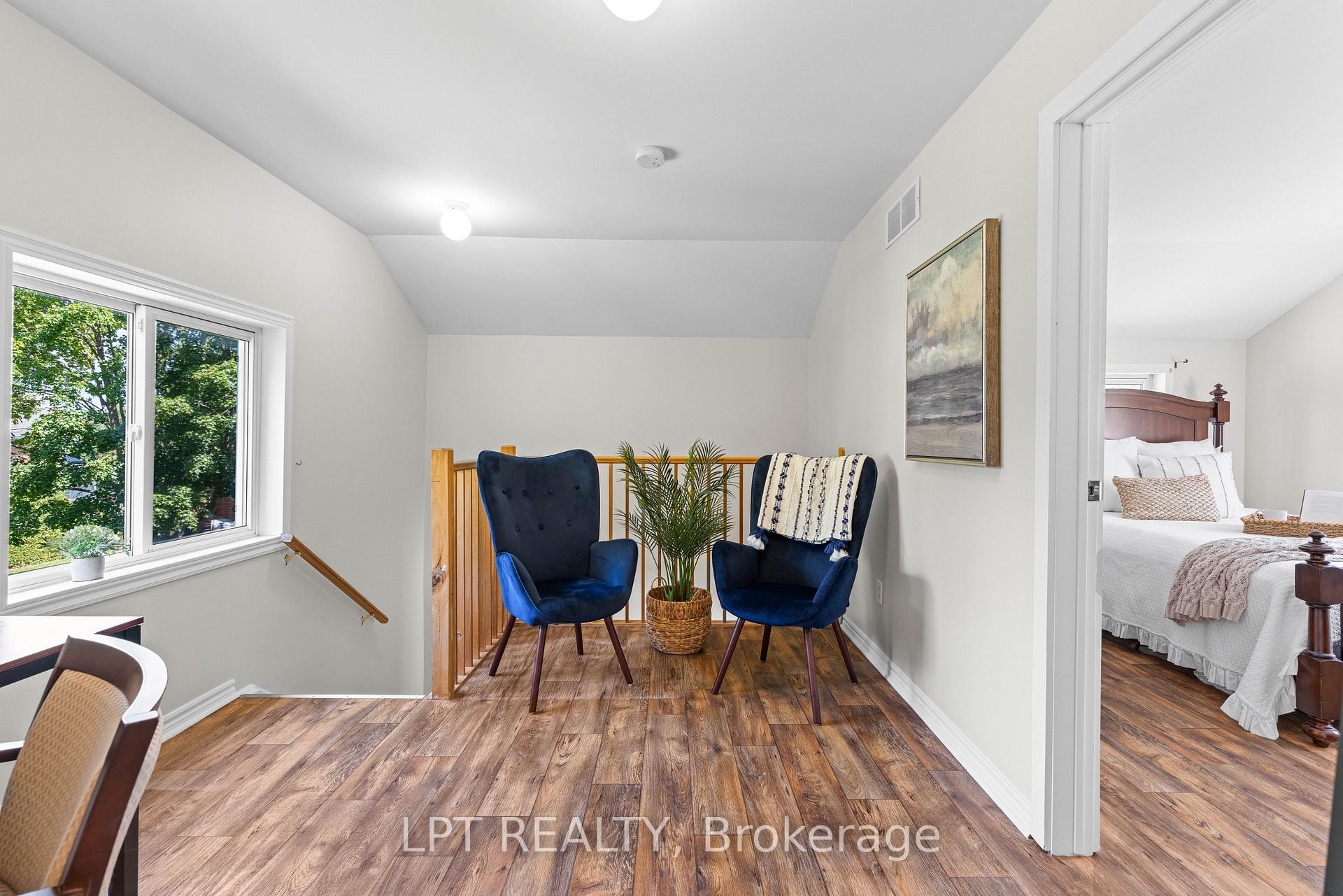 Photo 20 of 77 Munro St West Street W, Brock, Cannington — HOMEH