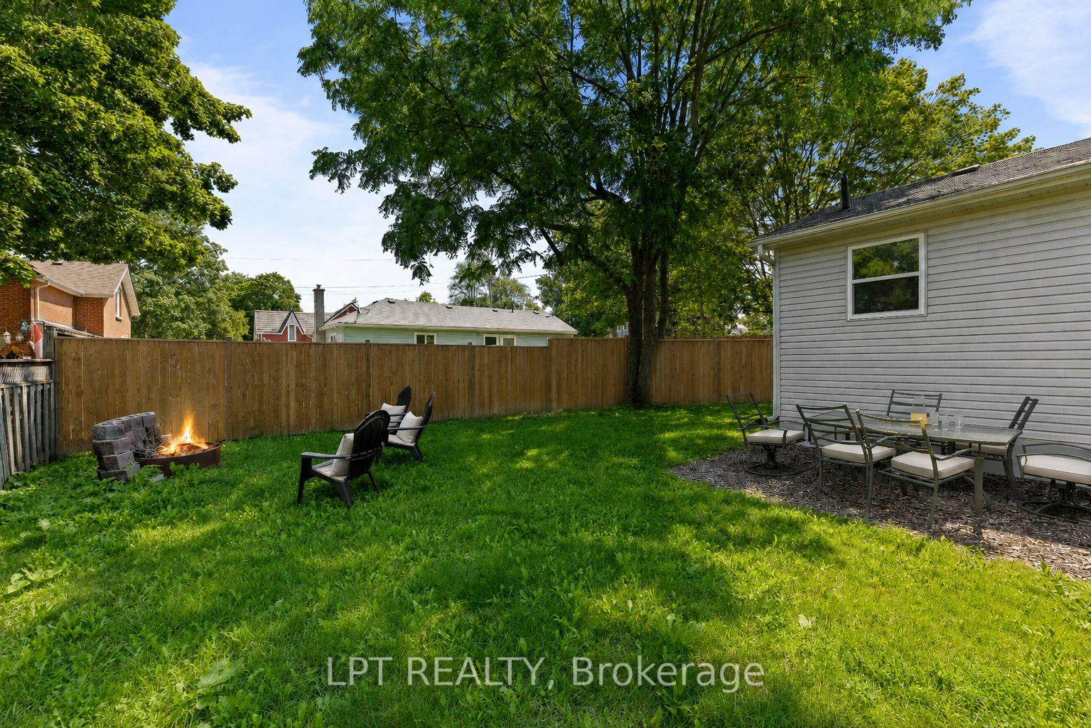 Photo 28 of 77 Munro St West Street W, Brock, Cannington — HOMEH