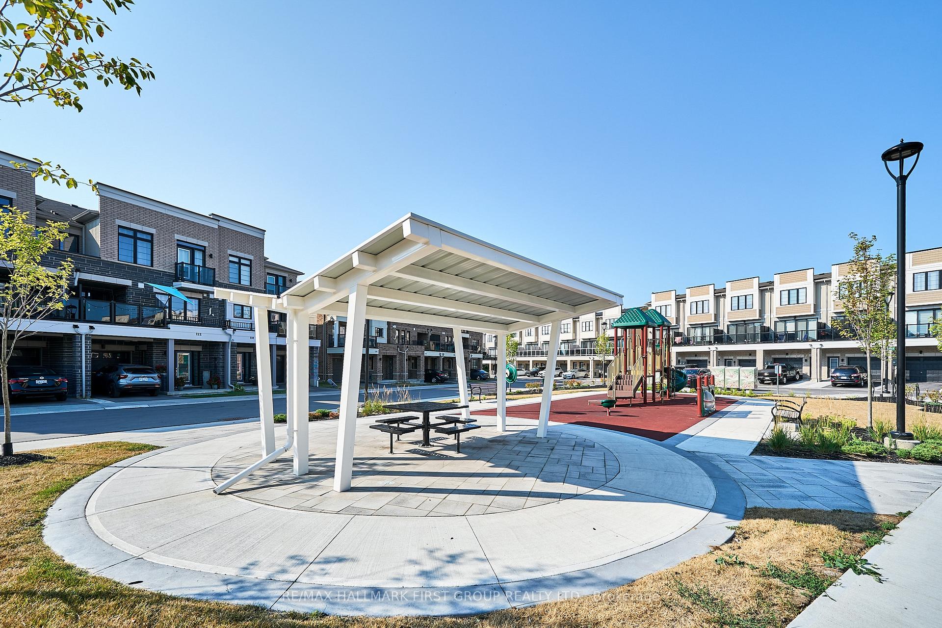 Photo 16 of 1 Clarington Boulevard, Clarington, Bowmanville — HOMEH
