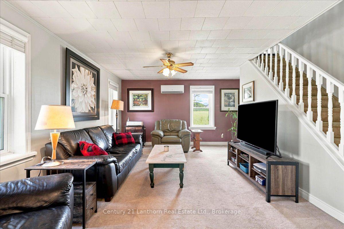 Photo 19 of 1039 Christian Road, Prince Edward County, Hillier Ward — HOMEH